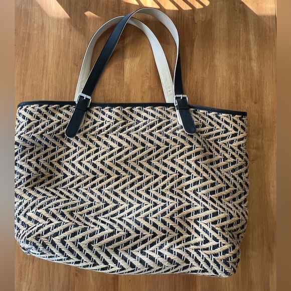 TOMS Chevron Woven Straw Large Tote Bag - Picture 10 of 11